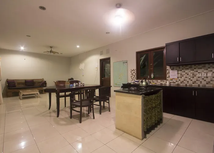 Umah Diuma ゲストハウス Mas (Bali)